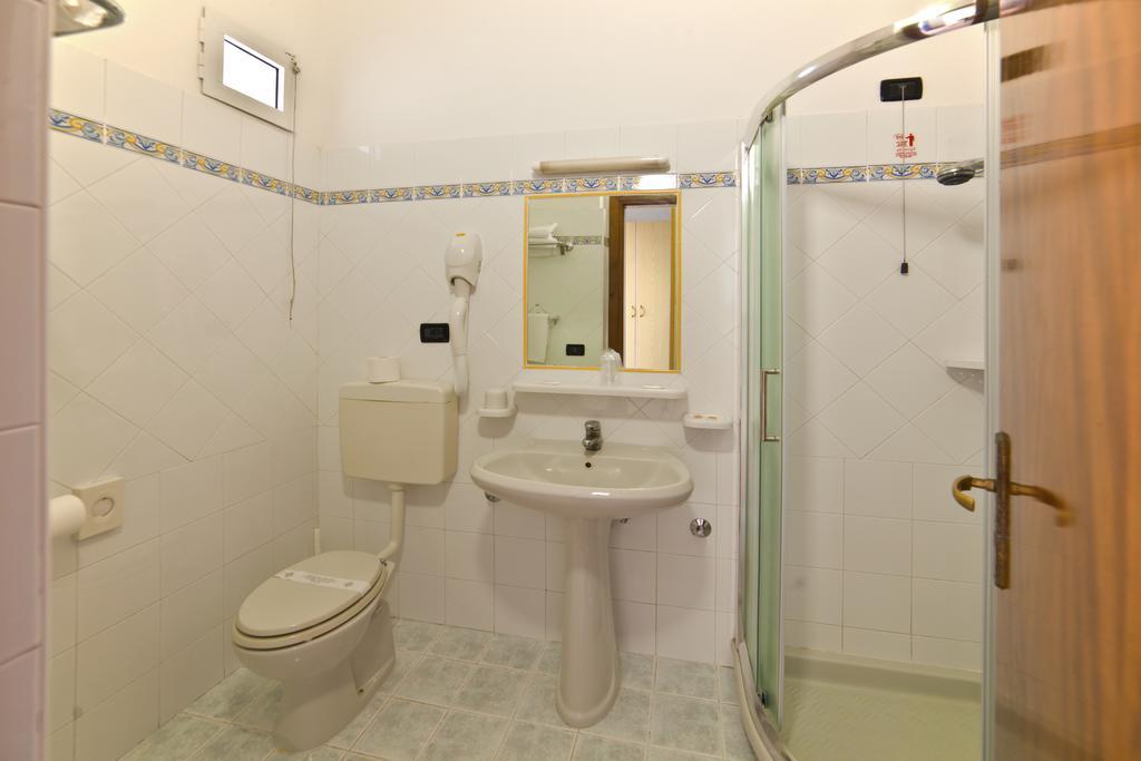 Hotel Riva del Sole Forio di Ischia Camera foto