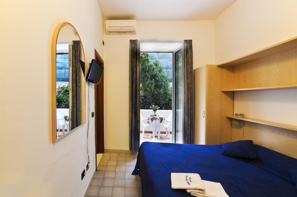 Hotel Riva del Sole Forio di Ischia Camera foto