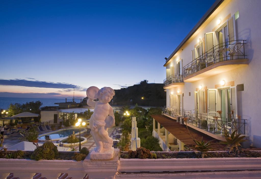 Hotel Riva del Sole Forio di Ischia Camera foto